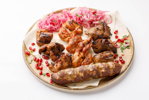 lyulya-kebabi-cu-shashlik